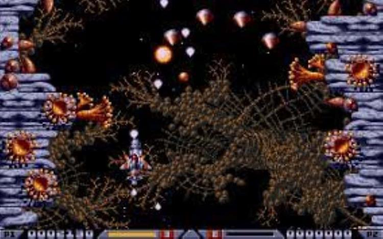 Gameplay screen of Xenon 2: Megablast (7/8)